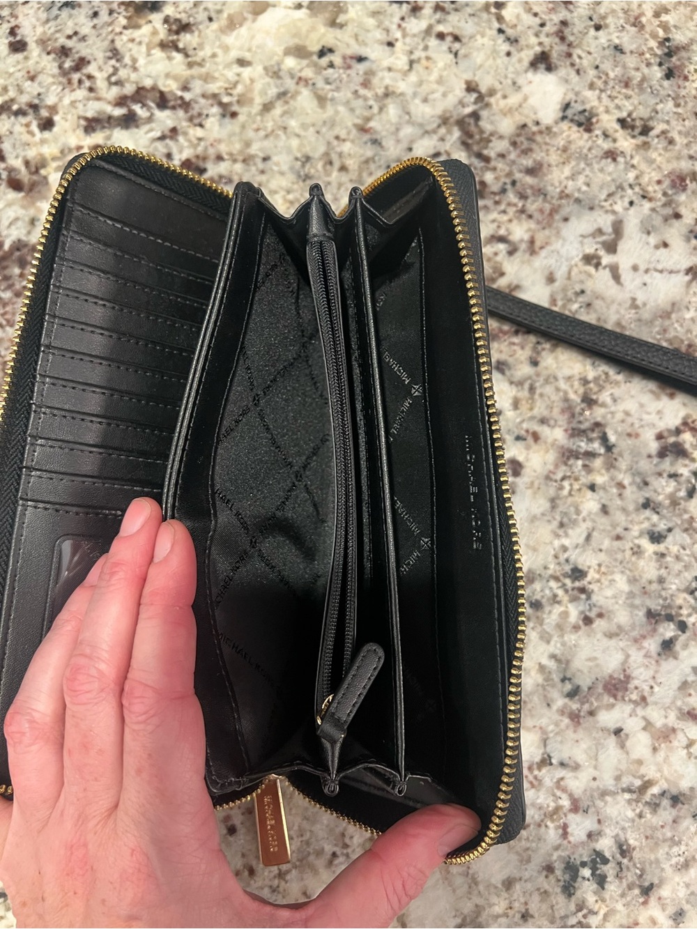 Michael Kors Wristlet Wallet Black Leather - Picture 5 of 5